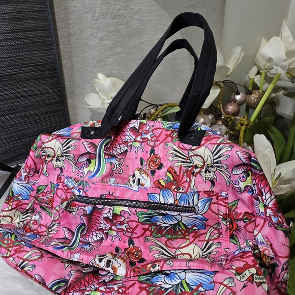 Ed Hardy Pink Love Kills Rhinestone Large Duffle Bag tattoo flash New - Picture 4 of 7